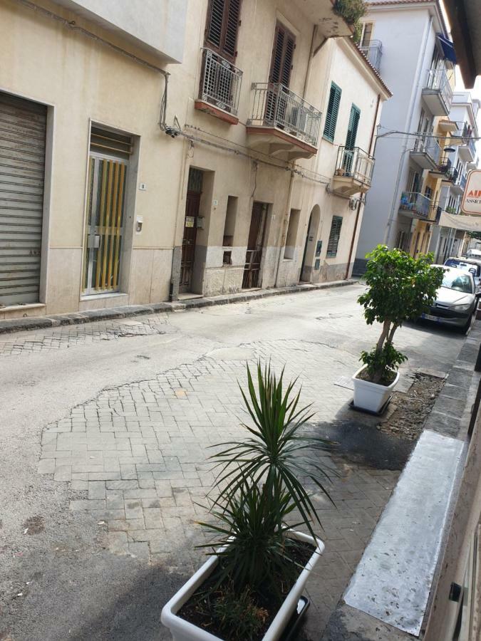 I Mori In Campidoglio Affitta Camere سانتاغاتو دي ميليتي المظهر الخارجي الصورة